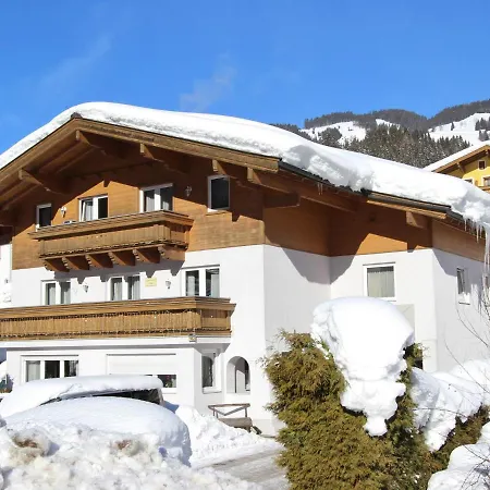 Appartamento Spacious In Saalbach-hinterglemm Near Ski Lift Viehhofen